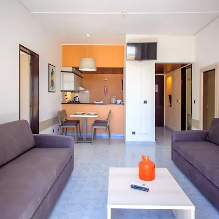 Turial Old Town Ocean View Apartmanhotel 3*