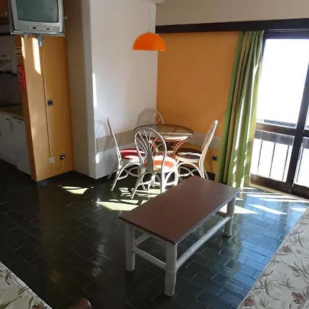 Turial Old Town Ocean View Aparthotel Albufeira