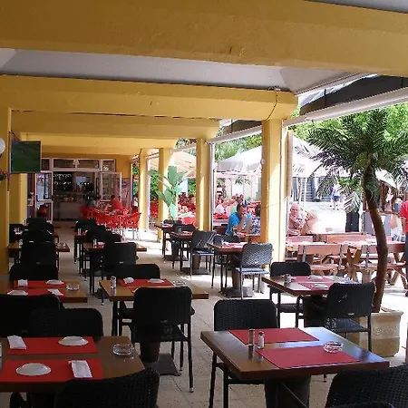 Turial Old Town Ocean View 3* אלבופיירה