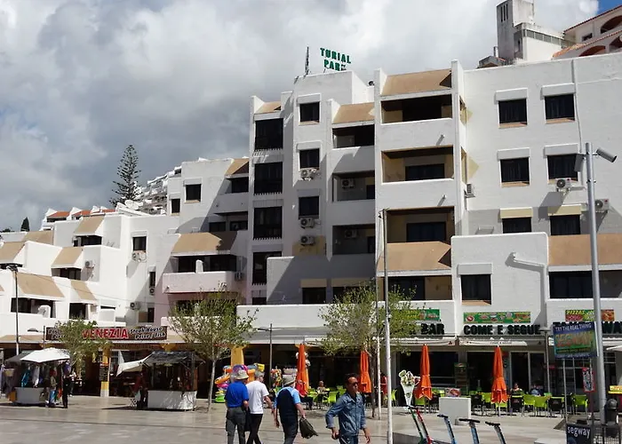 Turial Old Town Ocean View 아파트호텔 알부페이라