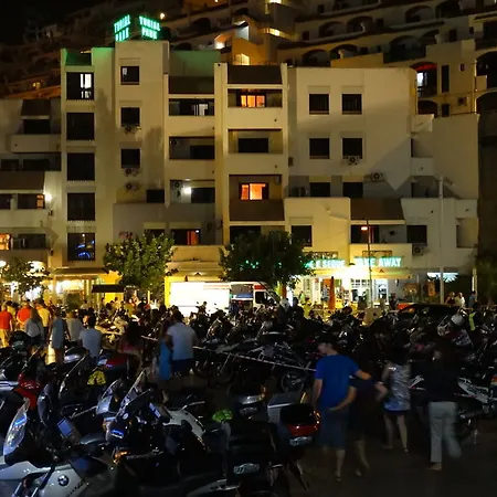 מלון דירות Turial Old Town Ocean View 3*