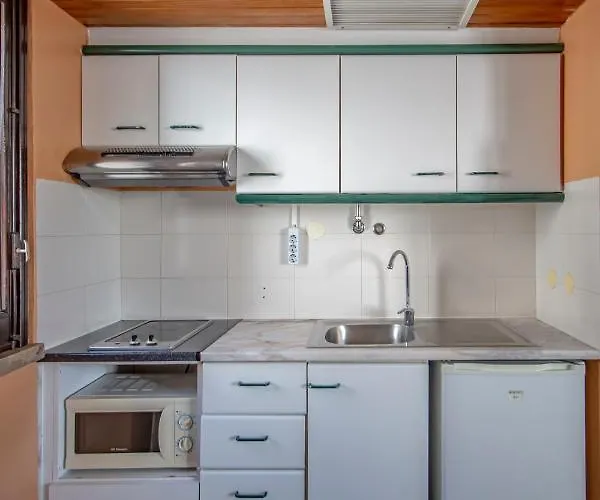 Turial Old Town Ocean View アパートホテル 3*