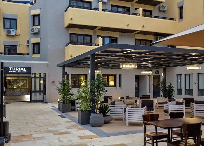 アパートホテル Turial Old Town Ocean View 3*